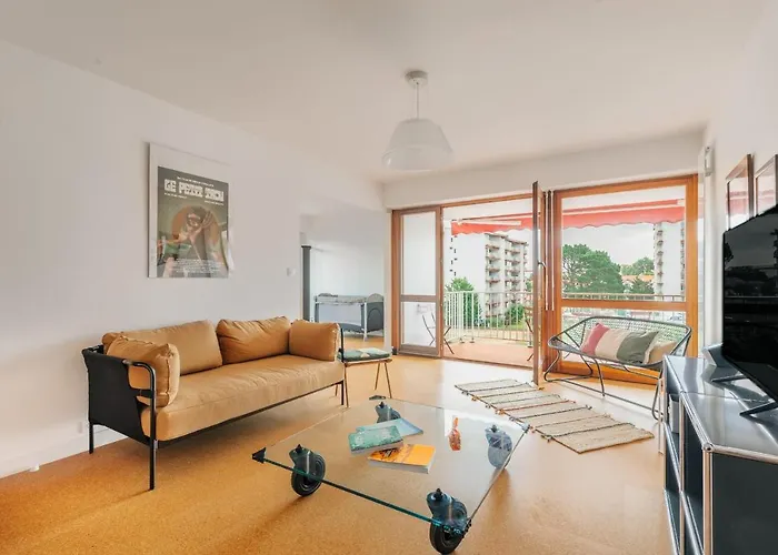 شقة Sixties 64 2 Bedrooms With A Balcony And Parking In بياريتز